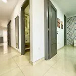 Apartamento Sunny Luxury On Panoramic Pool *
