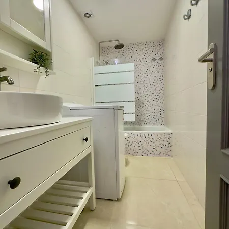 公寓 Sunny Luxury On Panoramic Pool 阿罗纳